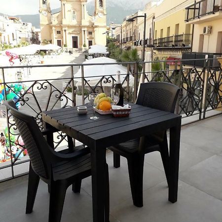 Casa Madonia Apartman Terrasini Kültér fotó