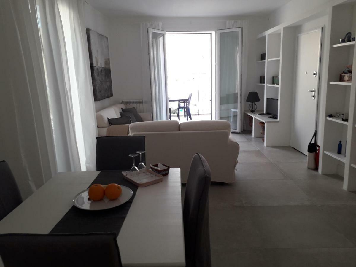 Casa Madonia Apartman Terrasini Kültér fotó